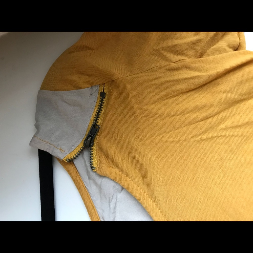 Colorblock top - Picture 4 of 4